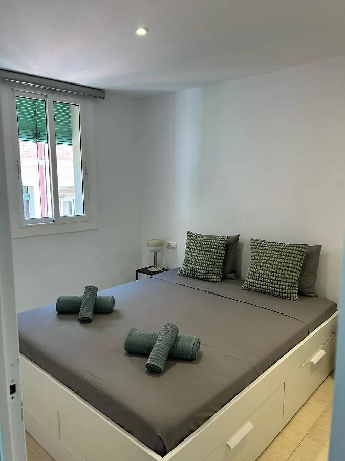 Gaudi Barcelona Apartment